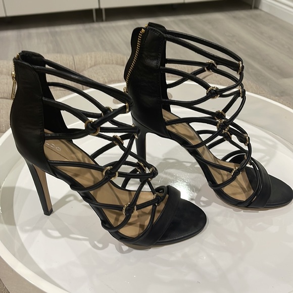 Black Sandals - Picture 1 of 2